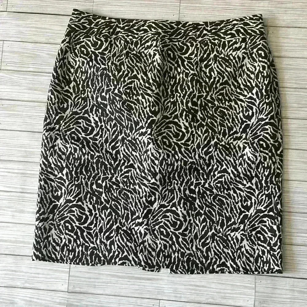 LOFT animal print pencil skirt